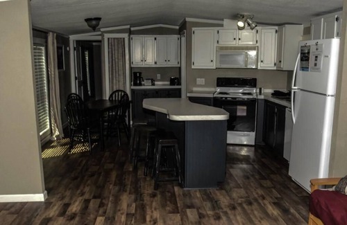Mead House | Lake Texoma Vacation Home Wakezone