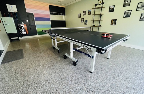 Bella Vista House | LAKE, TRAILS, & BEACH: Steps away from your doorstep! Hot Tub now open!