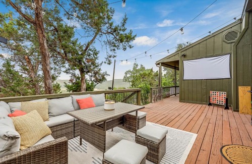 Leander House | Lake Travis Getaway