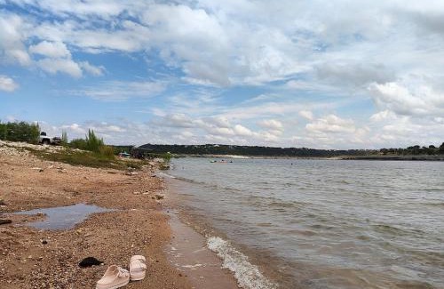 Waterford On Lake Travis House | Lake Travis Lakefront Retreat - Hot tub - Boat Ramp - Lakeside Parks