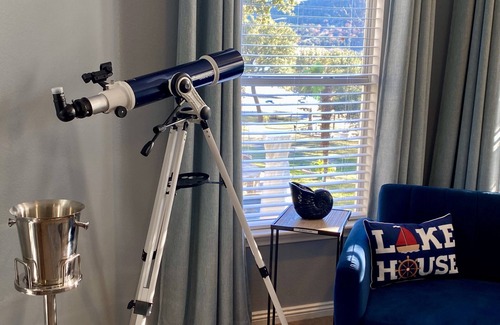 Leander House | Lake Travis Luxury Estate, Private Heated Pool, Multiple Spas, Weddings Welcome!