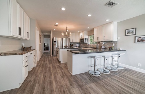 Hudson Bend House | Lake Travis Waterfront! Large home on a quiet cove on Lake Travis