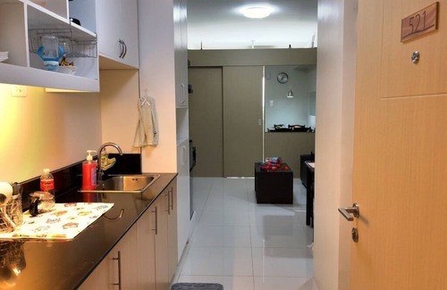 Tagaytay Apartment | Lake View Condo at Wind Residences