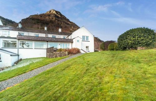 Thornthwaite House | Lake View Cottage