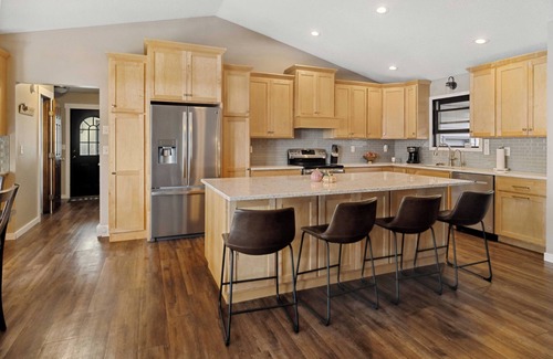 Brainerd Cabin | Lake View - Dog Friendly - Fireplace - Outdoor Dining - Private Yard