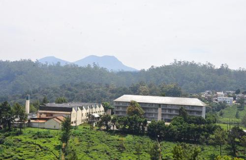 Nuwara Eliya House | Lake View Homestay