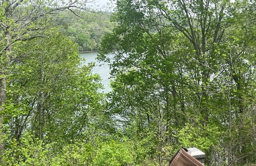 The Galena Territory House | Lake view, newly renovated home