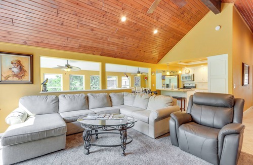 Osage Beach House | Lake-View Osage Beach Resort Home w/Game Room!