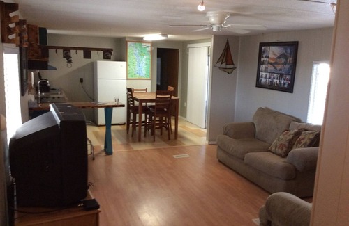 Siesta Shores House | Lake view, Perfect Family Getaway at Falcon Lake is at BASSMANS LODGING
