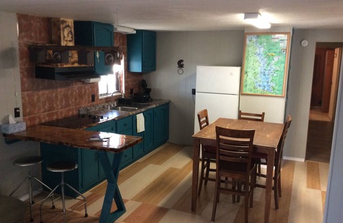 Siesta Shores House | Lake view, Perfect Family Getaway at Falcon Lake is at BASSMANS LODGING