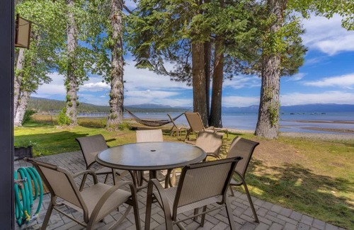 Tahoe Sierra Estates Condo | Lake View|Pool|Pier|Bouys|Pickleball|Walk to town