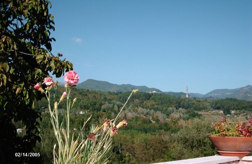 Camporgiano House | Lake view villa in Garfagnana Tuscany Lucca