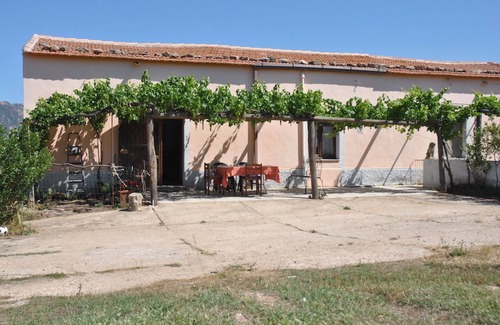 Perfugas House | LAKE VIEW VILLA 15 MINUTES FROM THE SEA
