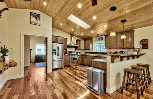 Zephyr Cove House | Lake Views and Mountain Luxury Lx66