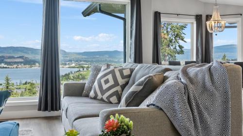 West Kelowna Estates House | Lake Views Beach Home 6 mins to downtown BL# 10232