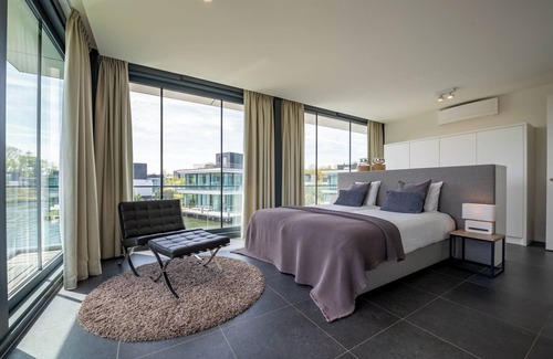 Arnemuiden Villa | Lake villa on the Veerse Meer with dock - 6 persons -WPW-16