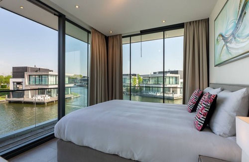Arnemuiden Villa | Lake villa on the Veerse Meer with dock - Harbour Villas Zeeland - 8 persons+