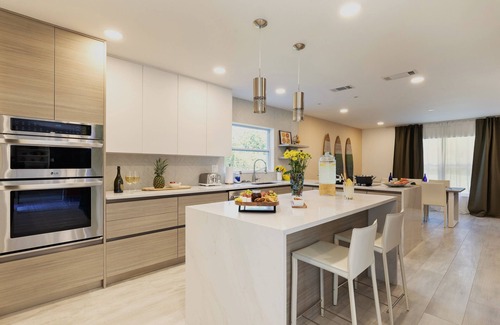 Cypress Gardens House | Lake-Walk2LEGOLAND-Heated SaltWtr Pool-Putting Green-Beach-Fire Pit-Dock-Sunsets