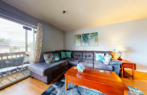Gilford Apartment | Lake Winnipesaukee Retreat