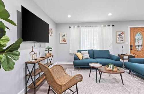 Lake Zurich House | Lake Zurich Home with fast Wi-Fi
