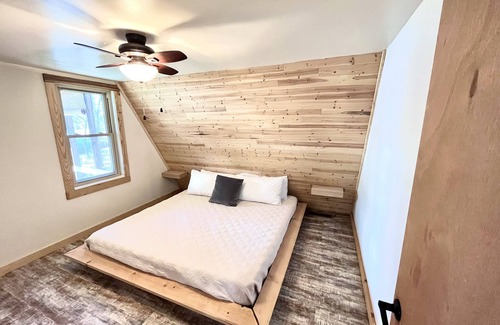 Hoyt Cabin | LakeFire Cabin: A-Frame, Modern Touches, Steps from Lake, Lake Views w/ Fire Pit