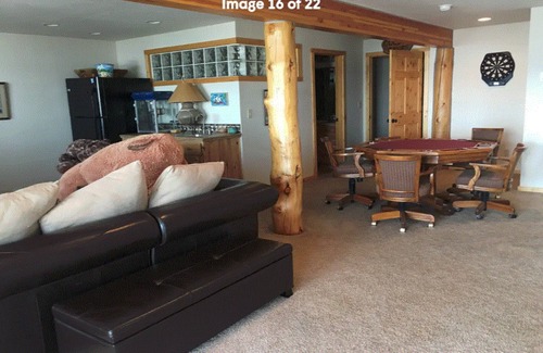 West Yellowstone Condo | Lakefront, 15 Minutes from Yellowstone Park
