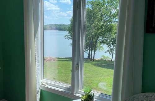 Cadiz House | Lakefront 180 degree Panoramic View: gentle sloping land, private dock