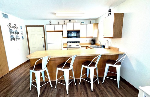 Village of Four Seasons Condo | Lakefront 2 Bed 2 Bath, Only 3 steps up from parking, Next 2 Swim Dock