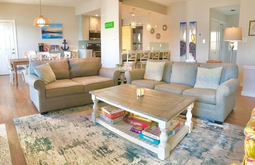 Horseshoe Bay House | Lakefront | Boatslip | SUP/Kayaks | Wi-Fi | King