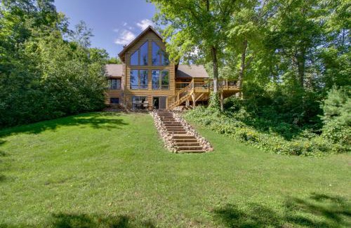 Brainerd House | Lakefront Brainerd Cabin with Fireplace!