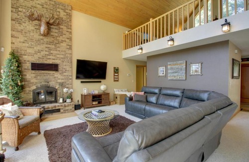 Brainerd House | Lakefront Brainerd Cabin with Fireplace!