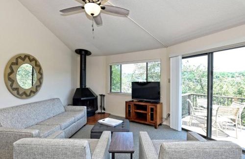 Lakeway House | Lakefront Bungalow With Community Poolhot Tub #8