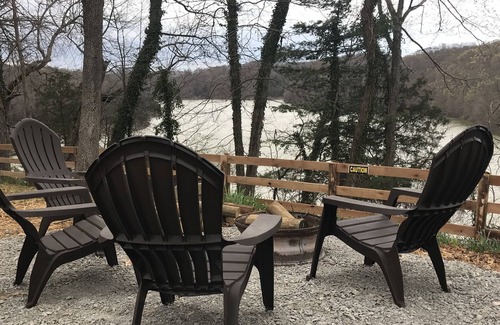 Nancy Cabin | Lakefront Cabin- Boat ramp less than 1/4 mile