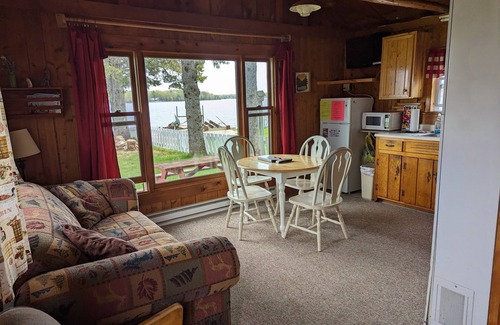 Trout Lake Cabin | Lakefront Cabin Rental Resort -Cabin 1-Fish, Sightseeing, & Ride Trails
