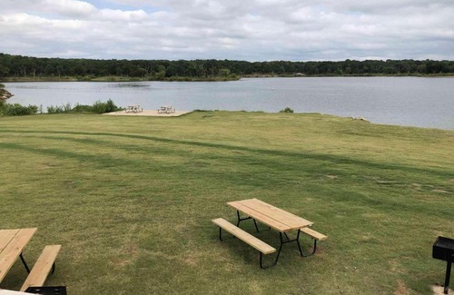 Mead House | Lakefront Cabin - Texoma Coast - 14