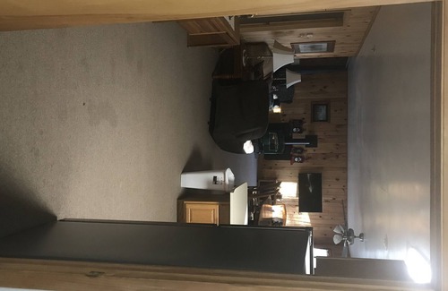 McMillan Cabin | Lakefront Cabin