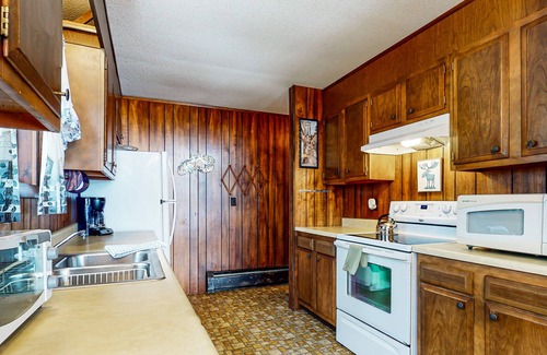 South Casco Cottage | Lakefront cabin with private beach, dock, deck, & fireplace - great sunsets