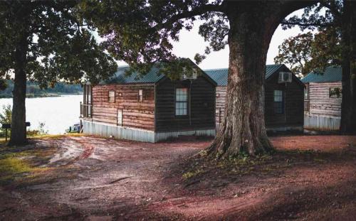 Mead House | Lakefront Cedar Cabin - 7