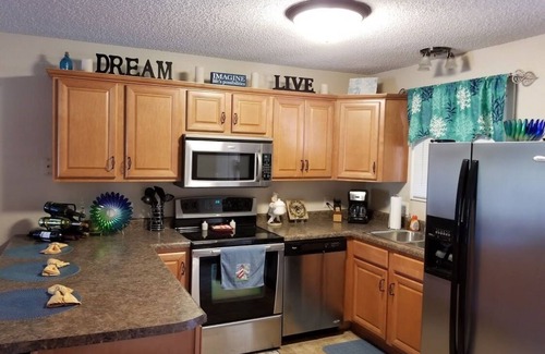 Osage Beach Condo | Lakefront Condo 2 Bed 1 Bath