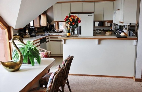 Tahoe Vista Condo | Lakefront condo #4, 1 bedroom/1.5 bath, Excellent views!