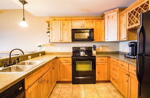 Two Harbors Condo | Lakefront Condo: Pool, Hot Tub, Sauna, Fireplaces, Deck