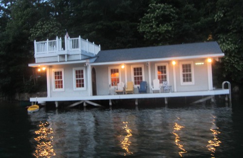 Lake Lure Cottage | Lakefront Cottage on Lake Lure