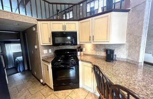 Tazewell Cottage | Lakefront Cottage on Norris Lake