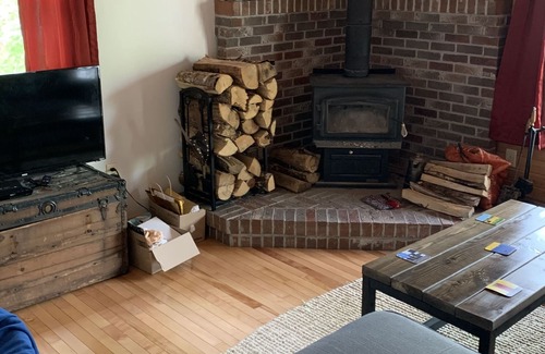 Smiths Corner Cottage | Lakefront cottage w/hot tub, fire pit , kayaks