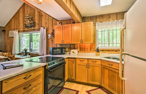 Cumberland Cabin | Lakefront Cumberland Cabin w/Dock & Fire Pit!