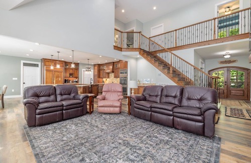 Littleton House | Lakefront: Dock, Firepit, Kayaks, Grill, Sleeps 13
