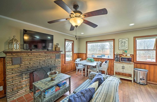 Tia Juana Cabin | Lakefront Eucha Escape w/Views & Boat Slip!