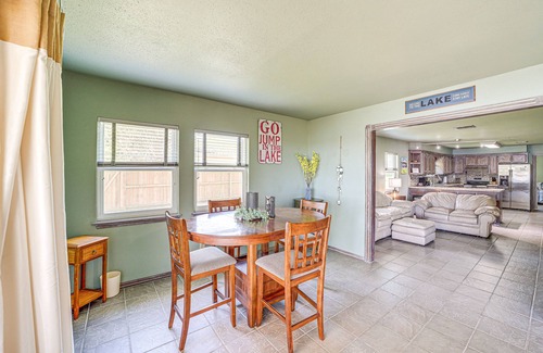 Longtown Cabin | Lakefront Eufaula Cabin w/Fire Pit & Private Dock