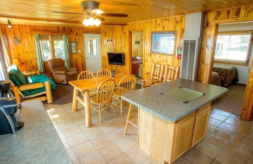 Puposky Cabin | Lakefront Family Retreat - Minutes from Bemidji Activities