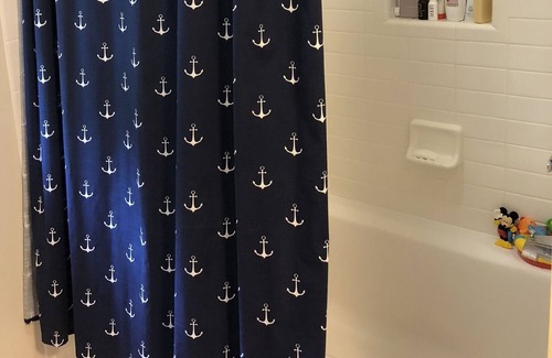 Nikiski House | Lakefront Getaway